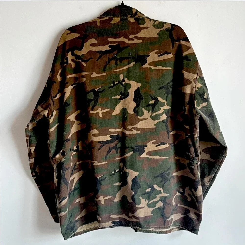 90s VTG RARE Camouflage Chore Coat • Lightweight • Tagged XXL / fits XL